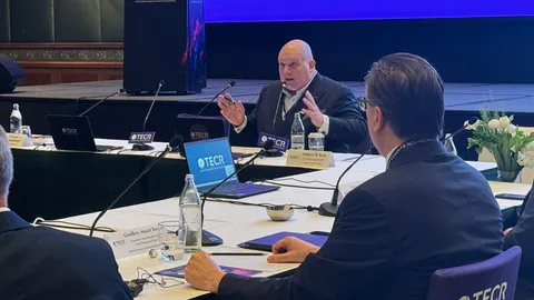 เสวนาโต๊ะกลมถกข้อดี-ข้อเสีย เอ็นเตอร์เทนเมนต์คอมเพล็กซ์ 