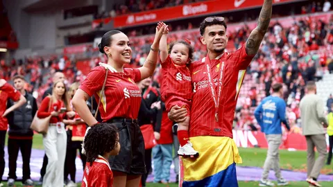 มาแล้ว! "หลุยส์ ดิอาซ" เปิดปากครั้งแรก หลังลือหนัก บาร์ซา-ซาอุฯ ร่วมวงล่าตัว ส่อย้ายหนีลิเวอร์พูล