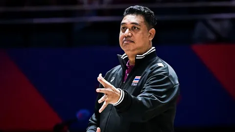 มาแล้ว "โค้ชอ๊อต" เผยความจริง "วอลเลย์บอลหญิงไทย" หลังพ่าย 3 นัด VNL 2025 ยังไร้ชัย