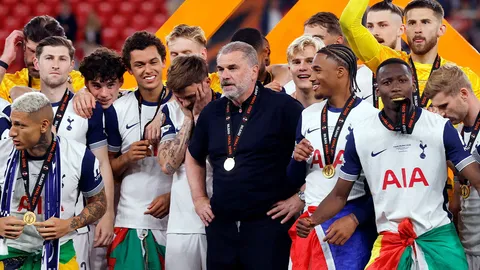 แข้งสเปอร์สช็อก! “อังเก” โดนปลดฟ้าผ่า เสี่ยงมีกบฏ หลัง ปธ.หักดิบทั้งที่เพิ่งได้แชมป์ 