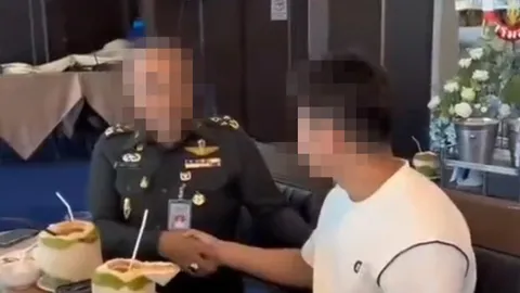 กลาโหม แจงคลิปนายทหารพบปะ-ร่วมโต๊ะกลุ่มชาวจีน เป็น “อดีตนายพลเกษียณ”