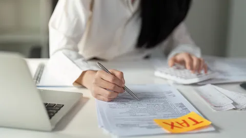 ขายของออนไลน์ ยื่นภาษีกับสรรพากรอย่างไร มีอะไรบ้างที่ควรรู้ 