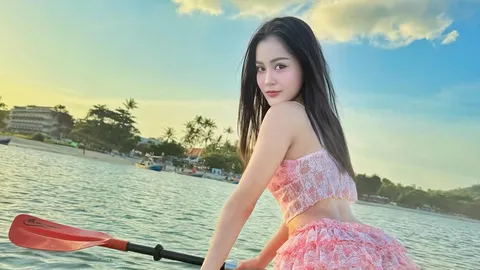 ลำไย ไหทองคำ ชีเสิร์ฟ! สาดความแซ่บเกินต้าน ปล่อยภาพเซ็กซี่หนุ่มๆ ใจละลาย