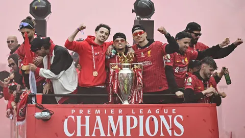 พลาดโอซิมเฮนเป็นเหตุ! "ทีมดังลีกซาอุฯ" เบนเป้าหมายล่า "กองหน้าลิเวอร์พูล" แทน