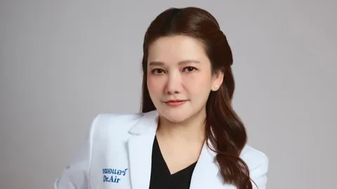 บุกค้นแฟลตตำรวจจับ "หมอแอร์" หมอคนดัง แอบอ้างคลินิกขาย “ยาเสียสาว”