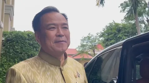 “อนุทิน” เปลี่ยนแผนร่วมคณะนายกฯไป จ.สุรินทร์ ย้ำสำรวจหลุมหลบภัยเพื่อความปลอดภัย