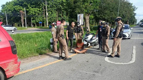 ไล่สกัดระทึก หนุ่ม 15 ติดยาบ้า ขโมยรถหนีออกจากบ้าน เสพวันละ 5 เม็ด แม่ต้องล่ามโซ่