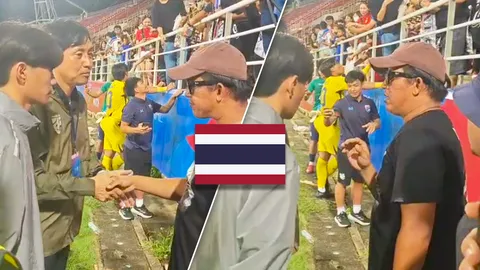 เป็นกำลังใจ "แฟนบอลไทย" กระโดดลงสนาม คุยกับ "ทีมชาติไทย U23" หลังแพ้ "ยูเออี" ในบ้าน (คลิป)