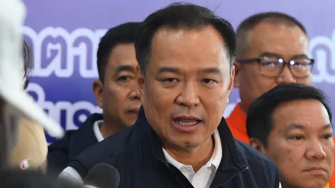 “อนุทิน” ประกาศพร้อมเป็นฝ่ายค้าน หากหลุดเก้าอี้ มท. แจงดีล “สันติ” มองถึงเลือกตั้งหน้า (คลิป)