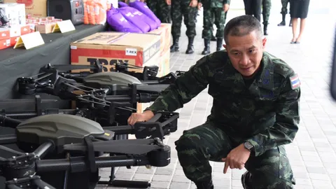 ผู้บัญชาการทหารสูงสุด ส่งมอบยุทโธปกรณ์พิเศษเสริมศักยภาพหน่วยชายแดน