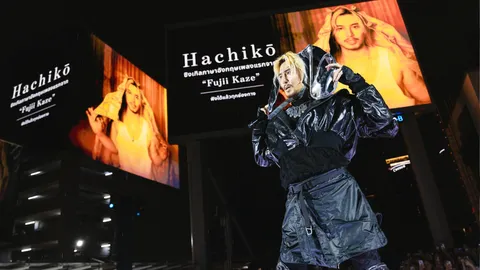 Fujii Kaze ทำลานพาร์ค พารากอนแตก แฟน ๆ นับพันรอเจอตัวจริงแบบใกล้ชิด