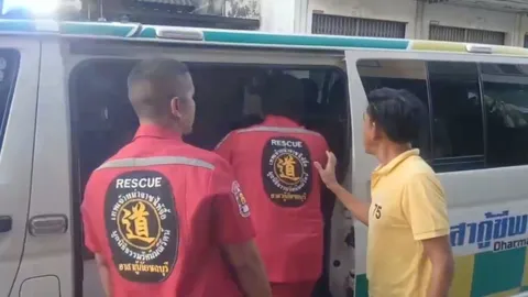 รุดช่วยหนุ่มนักศึกษาอาชีวะ ตกรถ จยย. เจ้าตัวอ้างถูกเพื่อนบังคับ "เสพกัญชา"