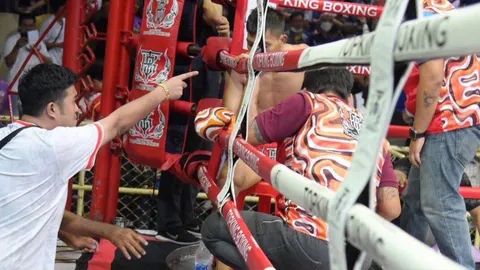 หักมุม "นักมวยไทยรายล่าสุด" ถูกไล่ลงเวที กรรมการชี้ชกไม่สมศักดิ์ศรี-ก่อนรู้เหตุผลที่แท้จริง