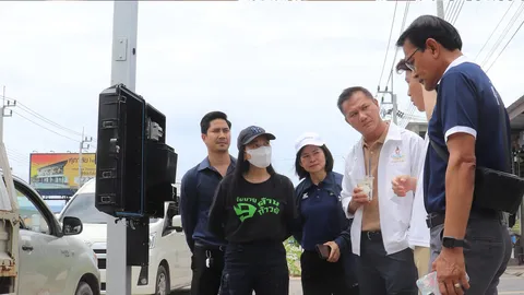 “บางขุนเทียน” ตรวจสุขภาพท่อระบายน้ำ พัฒนานวัตกรรมแก้ปัญหาน้ำท่วม