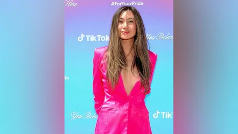 "ลูซี่VSตูนี่"