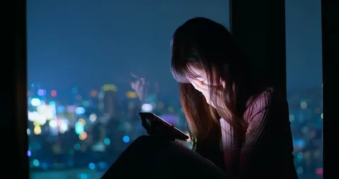 เปิดใจคนดังวัย Gen Z รับมือ Cyberbullying อย่างไรไม่ให้ใจพัง