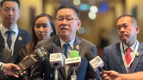 "ประเสริฐ" ไม่หวั่น ภท. ขอซักฟอกนายกฯ โวยเพิ่มปรับ ครม. ก็จ้องเล่นงานแล้ว