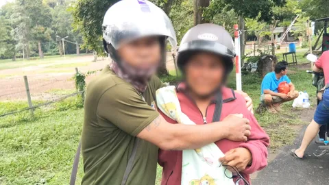 ดราม่า สามีภรรยาไทย-กัมพูชา กอดกันร้องไห้ร่ำลา หลังมาส่งเมียข้ามแดน