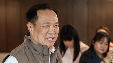 “กาสิโน-พนันออนไลน์” ชนวนแตกหัก “อนุทิน” เผยปมถูกฮุบมหาดไทย ซัดกลับ “ภูมิธรรม”