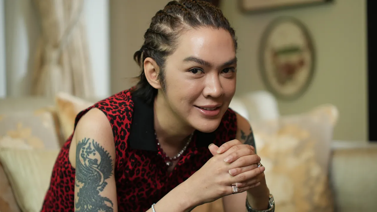 "ดัง พันกร" นักร้องล้านตลับ อดีตสามีในฝัน ปัจจุบันแม่นายสายสับ ผู้ใส่ใจทุกเทรนด์ (คลิป)