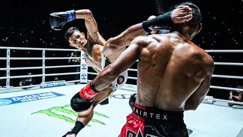 ชมคลิป เสือแบล็ค ปล่อยท่ายาก ก่อนปราบ แสงอาทิตย์ ศึก ONE ลุมพินี