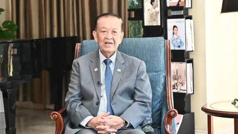 “วันนอร์” ปรามม็อบ การเมืองไม่นิ่งกระทบความเชื่อมั่น ชี้ร่างนิรโทษทำชาติปรองดอง