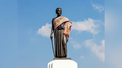 ไปกราบ "ย่าโม" + เมือง "โคราช" วันนี้