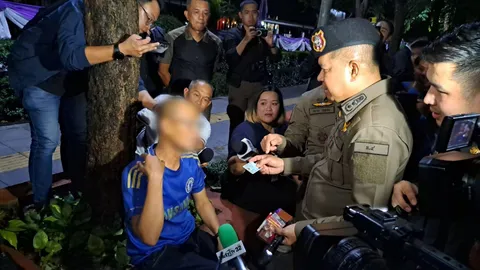 รวบทันควัน ชายกระชากกระเป๋าผู้ชุมนุม "ม็อบ 28 มิถุนา" สารภาพทำเพราะอยากเท่