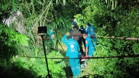 เด็ก 16 แทบช็อก เจอศพฝังดิน แขนมีรอยสักโผล่จากหลุม