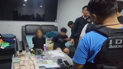 รวบแล้ว 2 ผู้ต้องหา ในแก๊งคนร้ายปล้นเงินสด 3.4 ล้าน กลางลานจอดรถห้าง (คลิป)