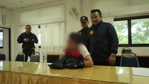 บุกรวบครูอัตราจ้าง สารภาพเสพยาบ้ามากว่า 20 ปี ค้นบ้านเจอปืนอีก 2 กระบอก (คลิป)