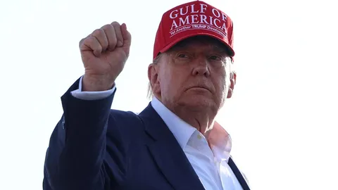 ทรัมป์เผย บรรลุข้อตกลงการค้ากับเวียดนามแล้ว เก็บภาษีสินค้านำเข้า 20%