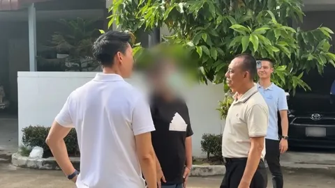 บิ๊กเต่า นำตรวจค้นบ้าน "สีกา ก." เชิญสอบปากคำ เจ้าตัวร้องไห้ บอกถูกสังคมกดดัน