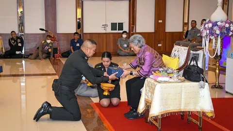 ทรงบำรุงขวัญทหารชายแดน ปีติพระเทพฯ พระราชทานพระให้ แม่ทัพภาค 2 แจกทหารทุกนาย