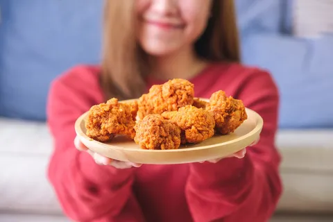 วันไก่ทอดสากล KFC และอีกหลายแบรนด์ จัดโปรโมชั่นร่วมฉลองคึกคัก