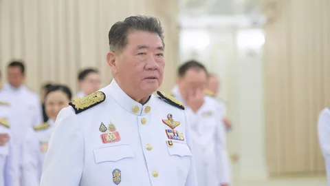 “ภูมิธรรม” เซ็นแบ่งงานรองนายกฯ - รมต.ประจำสำนักนายกฯ ชงเข้า ครม. 8 ก.ค.นี้