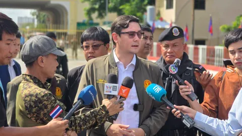 "โรม" สวนเพื่อไทย เลิกโยนบาปแก้รัฐธรรมนูญ เหน็บ "ทักษิณ" ต้นเหตุทำรัฐบาลไร้เสถียรภาพ