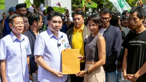 “เครือข่ายกัญชา” บุกสาธารณสุข ยื่น 3 ข้อเสนอยุตินำกัญชากลับบัญชียาเสพติด