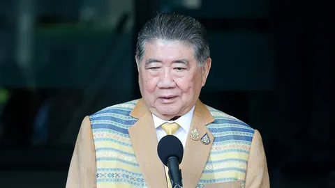 วิปขู่ประจาน รมต.สส.โดดสภา ปชน.ยื่นแก้รธน.รื้อที่มาองค์กรอิสระ