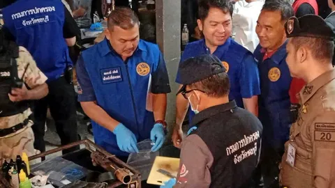 ทลายบาร์โฮสต์ เจอ ‘ฉี่ม่วง’ 18 ซ่ายกพวกตีกัน ซ้ำเปิดเกินเวลา สั่งปิด 5 ปียังดื้อ