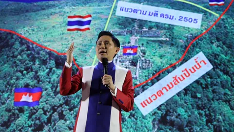 “ปานเทพ” ย้อนรอย 17 ปีทวงคืนอธิปไตยปมเขาพระวิหาร เรียกร้องรัฐบาลทบทวนจุดยืน