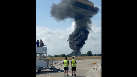 สนามบินลอนดอนปิด-ยกเลิกเที่ยวบิน หลังเครื่องบินเล็กตก