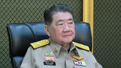 ยังเชื่อ “ฮุน เซน” อีกหรือ “ภูมิธรรม”​ อวย​ “ทักษิณ”​ เป็นนักล็อบบี้ยิสต์