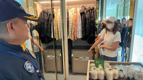 ค้นบ้าน ‘ลูกก๊กอาน’ อายัดเซฟ 8 ใบ ขอหมายจับ 3 ทายาท พร้อม 3 สมุนร่วมแก๊ง