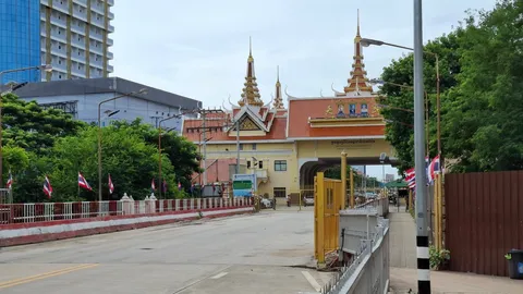 เผยแรงงานเขมร ทยอยลักลอบเข้าไทยช่องทางธรรมชาติ ทนอดอยากไม่ไหว ผู้นำลอยแพ ไม่มีงานทำ