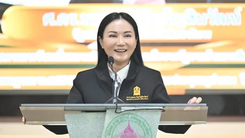 “นฤมล” ลุยสุราษฎร์ฯ เดินหน้าแก้เกณฑ์วิทยฐานะครู ยัน สู้ให้ได้อัตรากำลังเพิ่ม