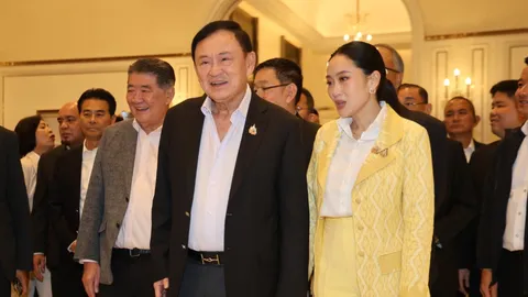 “ทักษิณ” ถึงงานดินเนอร์พรรคร่วม บรรยายพิเศษการเมือง “ชัยเกษม” มาร่วมด้วย