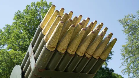 เปิดคลังอาวุธกัมพูชา สู้รบบริเวณชายแดนไทย- กัมพูชา