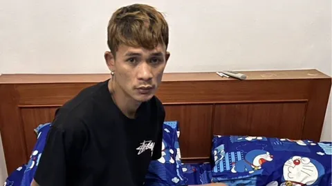 ตามจับเอเย่นต์ขายยาบ้า ห้าวแชทด่าตำรวจ หลังสมุนโดนรวบก่อน 