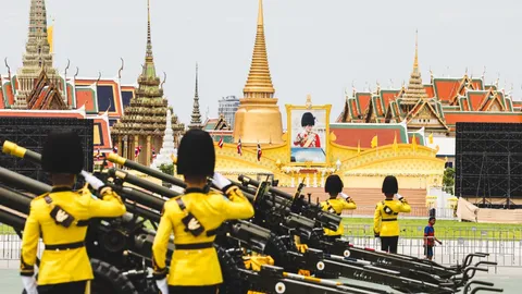 3 เหล่าทัพยิงสลุตหลวงเฉลิมพระเกียรติฯ เนื่องในโอกาสวันเฉลิมพระชนมพรรษา 28 กรกฎาคม 2568